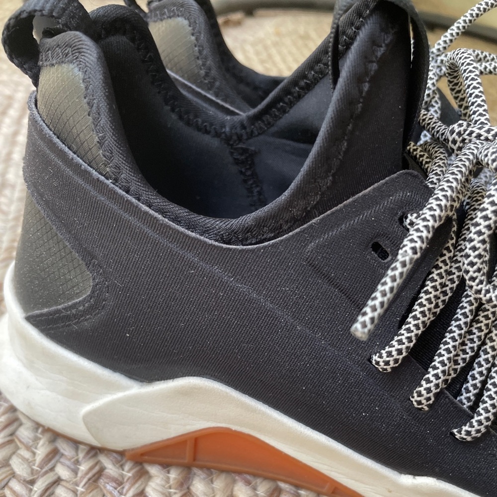 Reebok Tennis Shoes